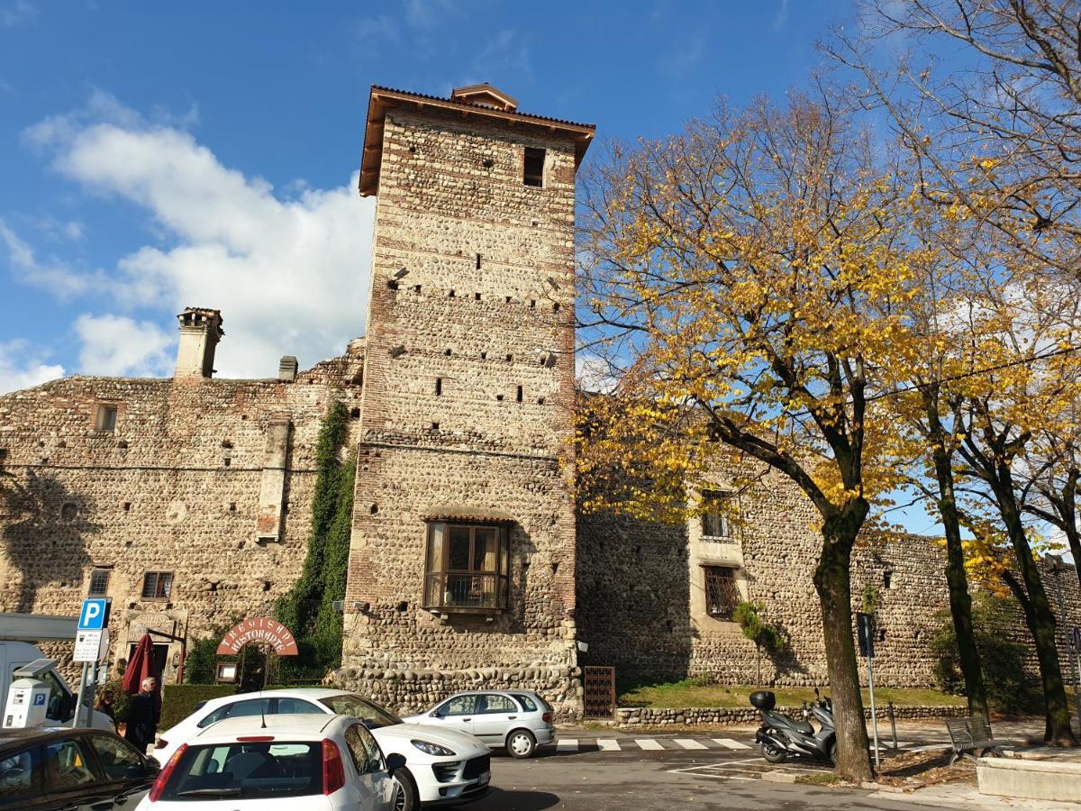 Vicolo J. Da Ponte - Bassano Centro Storico Apartment Bassano del Grappa Exterior photo